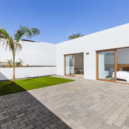 Alene - Vipvipvillas * Πλάγια Μπλάνκα